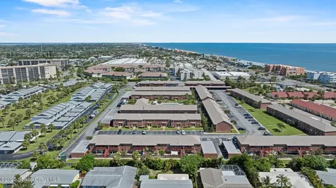 913 S Colonial Court Indian Harbour Beach FL 32937