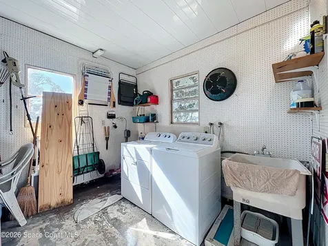909 Sequoia Street Barefoot Bay FL 32976