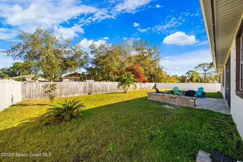 553 Rembrandt Street SE Palm Bay FL 32909