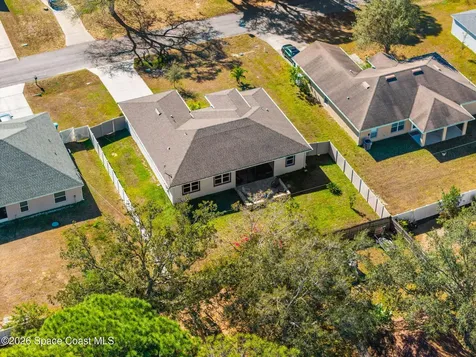 553 Rembrandt Street SE Palm Bay FL 32909