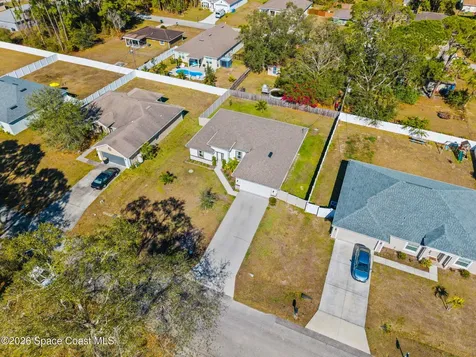 553 Rembrandt Street SE Palm Bay FL 32909