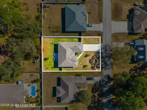 553 Rembrandt Street SE Palm Bay FL 32909