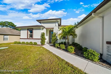 553 Rembrandt Street SE Palm Bay FL 32909