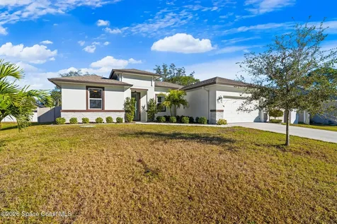 553 Rembrandt Street SE Palm Bay FL 32909