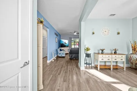 553 Rembrandt Street SE Palm Bay FL 32909