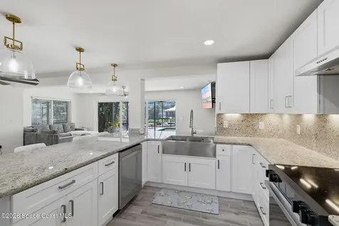 1636 SE 39th Street Cape Coral FL 33904