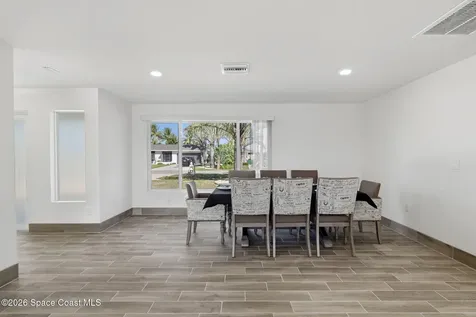 1636 SE 39th Street Cape Coral FL 33904
