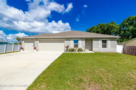 938 Clearmont Street Sebastian FL 32958