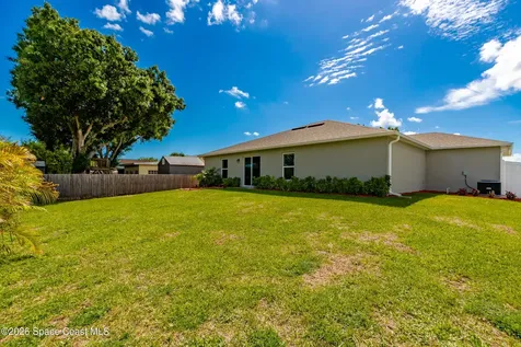938 Clearmont Street Sebastian FL 32958