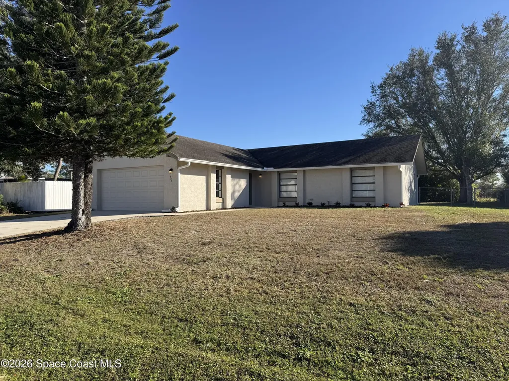 934 Lynbrook Street NW Palm Bay FL 32907