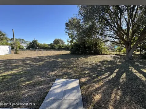 934 Lynbrook Street NW Palm Bay FL 32907