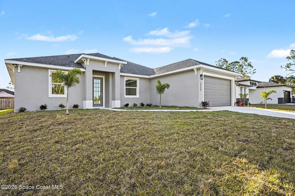 2725 Fields Avenue SE Palm Bay FL 32909