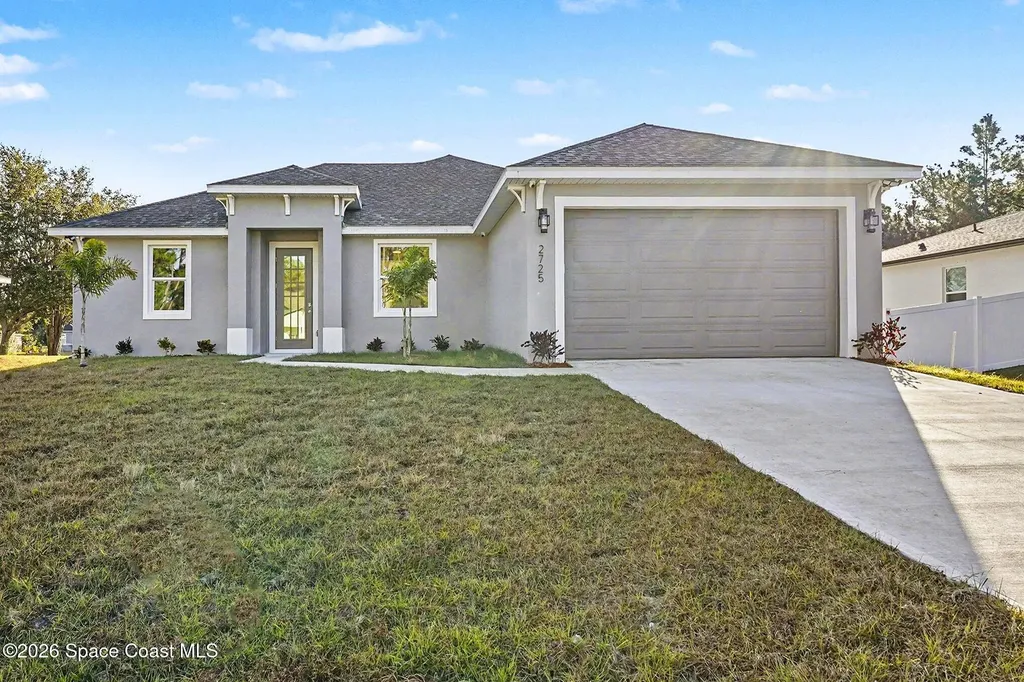 2725 Fields Avenue SE Palm Bay FL 32909
