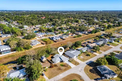 853 Lexington Street NE Palm Bay FL 32907