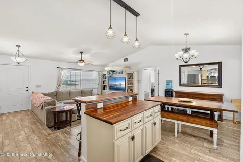 853 Lexington Street NE Palm Bay FL 32907