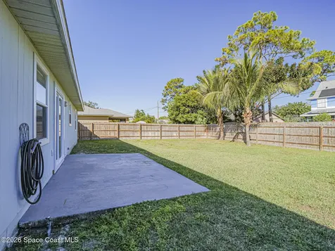 756 18th Place SW Vero Beach FL 32962