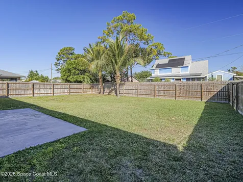 756 18th Place SW Vero Beach FL 32962
