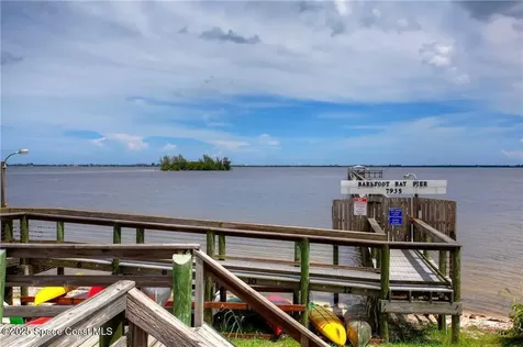 912 Oriole Circle Barefoot Bay FL 32976