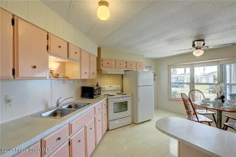 912 Oriole Circle Barefoot Bay FL 32976