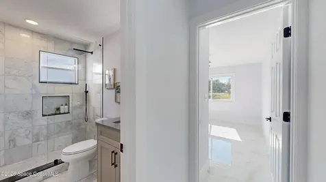 807 W Central Boulevard Cape Canaveral FL 32920