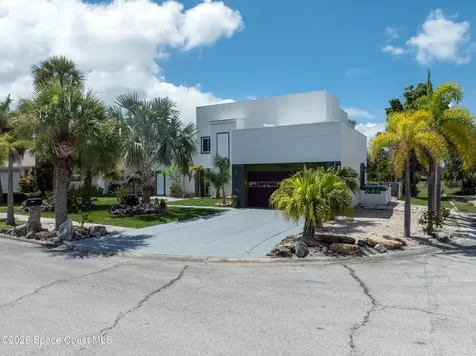 807 W Central Boulevard Cape Canaveral FL 32920