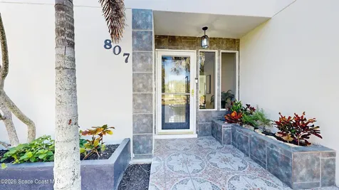 807 W Central Boulevard Cape Canaveral FL 32920