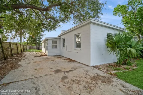 2154 Henry Street NE Palm Bay FL 32905