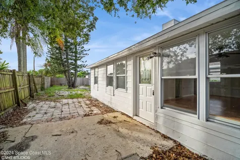 2154 Henry Street NE Palm Bay FL 32905