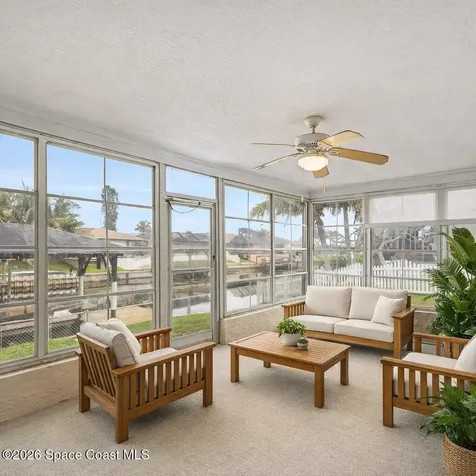 214 Via De La Reina Merritt Island FL 32953