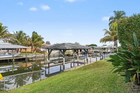 214 Via De La Reina Merritt Island FL 32953
