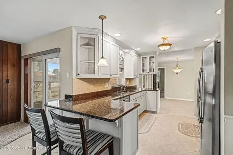 214 Via De La Reina Merritt Island FL 32953