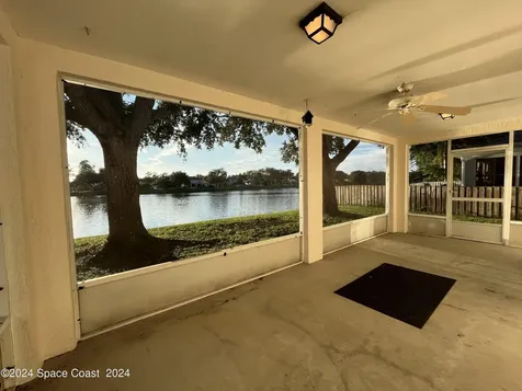 1723 Vista Lake Circle Melbourne FL 32904