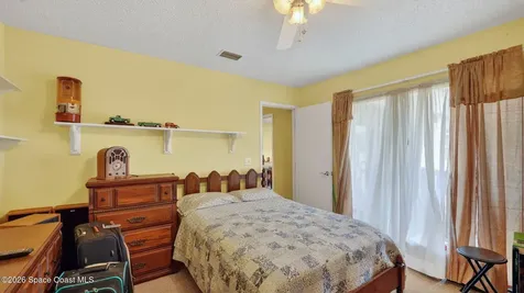 2593 S Park Avenue Titusville FL 32780