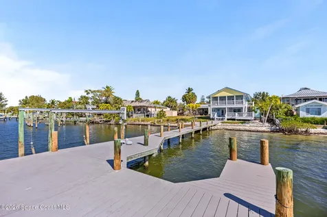 25 Vip Island Grant FL 32949