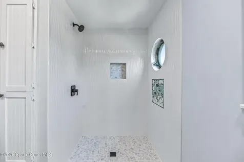 25 Vip Island Grant FL 32949