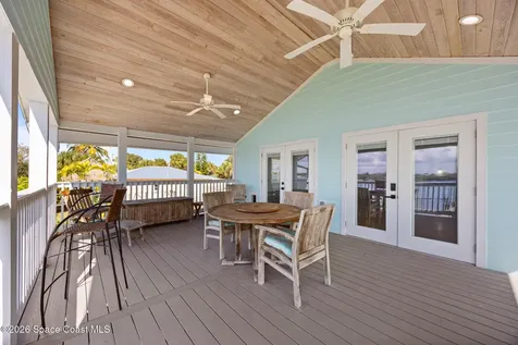 25 Vip Island Grant FL 32949