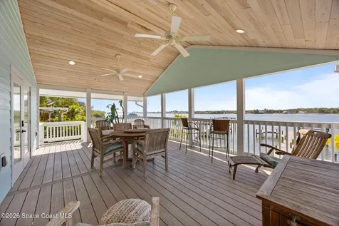 25 Vip Island Grant FL 32949