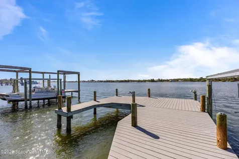 25 Vip Island Grant FL 32949