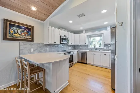25 Vip Island Grant FL 32949