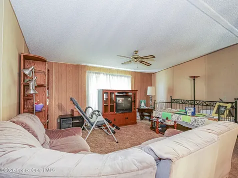 37 Sapphire Street Melbourne FL 32904