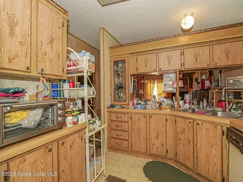 37 Sapphire Street Melbourne FL 32904