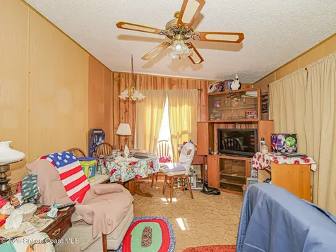 37 Sapphire Street Melbourne FL 32904