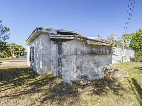37 Sapphire Street Melbourne FL 32904