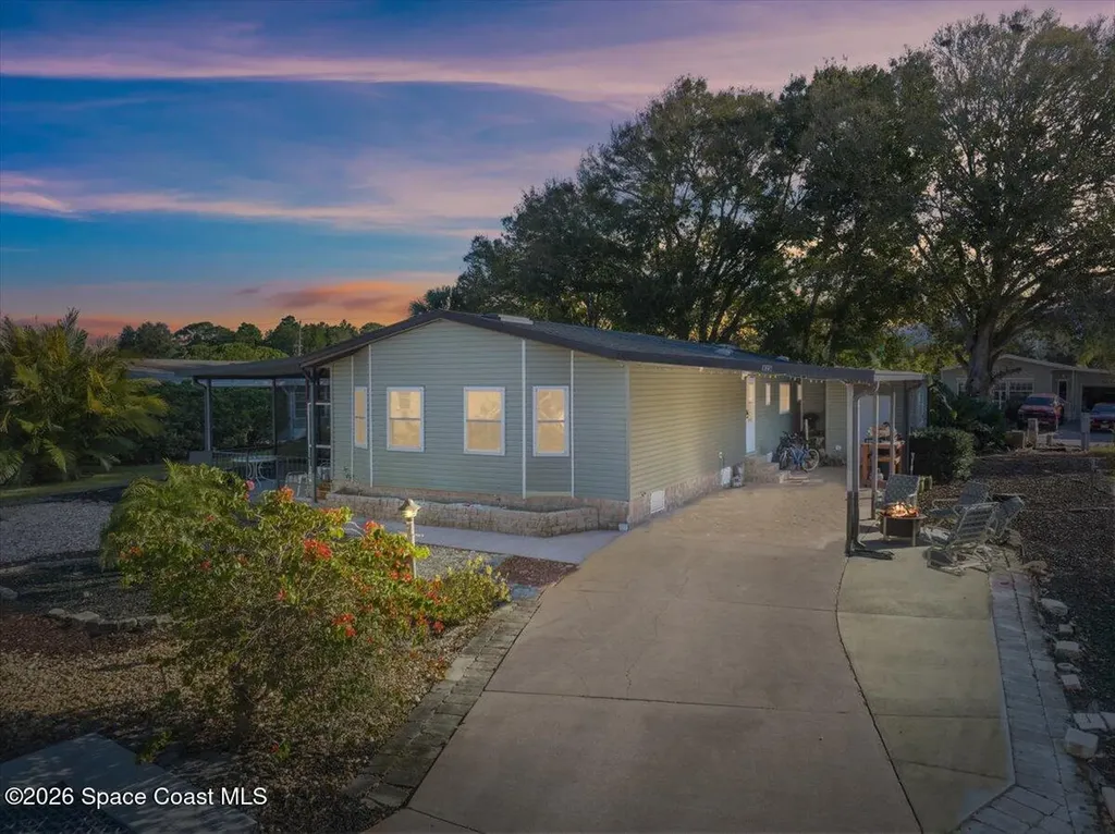 925 Evergreen Street Barefoot Bay FL 32976