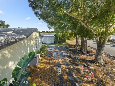 925 Evergreen Street Barefoot Bay FL 32976