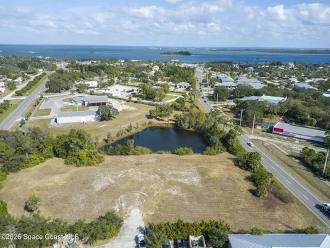 200 & 203 Sebastian Boulevard Sebastian FL 32958