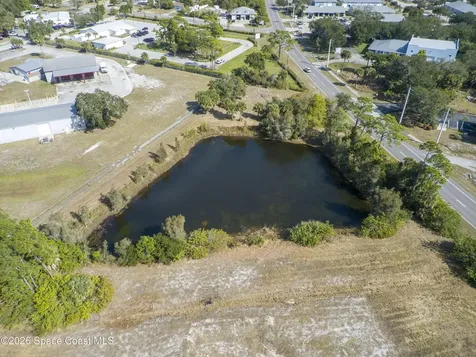 200 & 203 Sebastian Boulevard Sebastian FL 32958