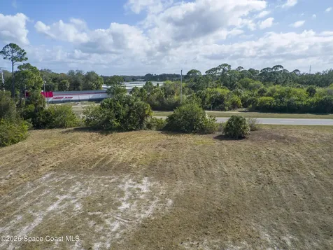 200 & 203 Sebastian Boulevard Sebastian FL 32958