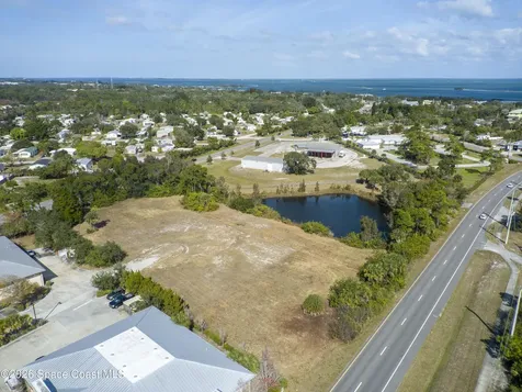 200 & 203 Sebastian Boulevard Sebastian FL 32958