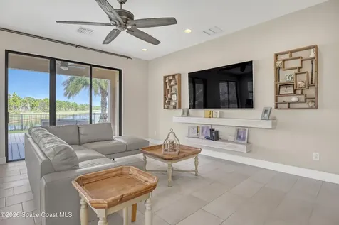 7922 Strom Park Drive Melbourne FL 32940